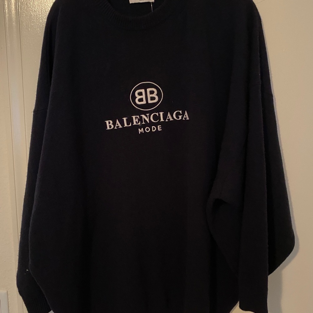 Balenciaga logo knitted cashmere sweater